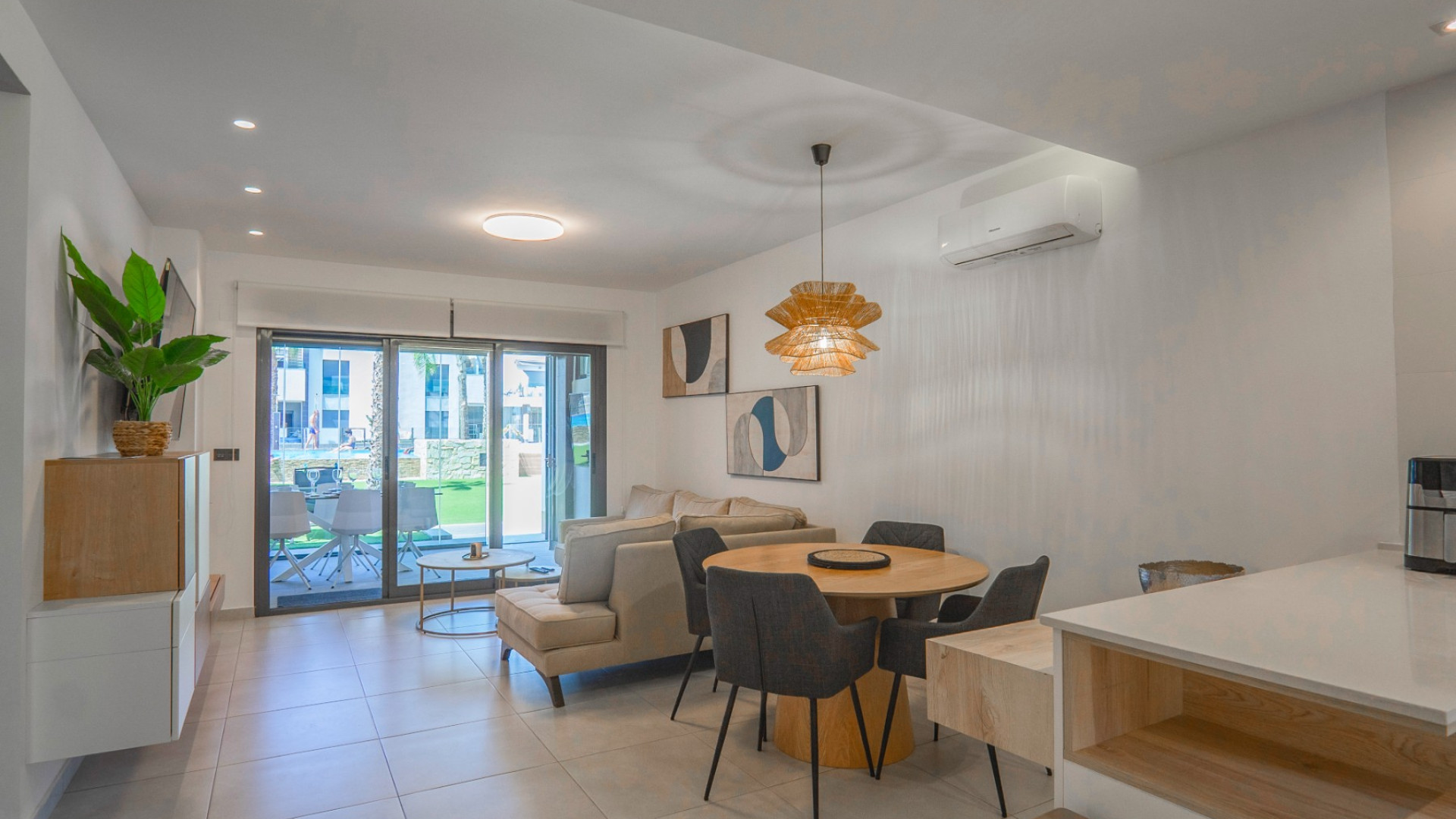 Sprzedaż - Apartment - Guardamar del Segura - El Raso