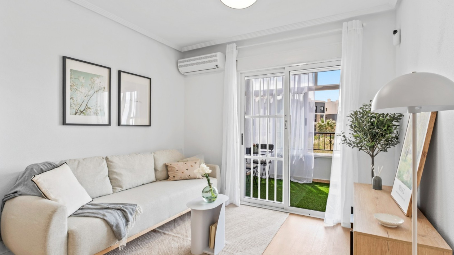 Sprzedaż - Apartment - Orihuela Costa - La Florida