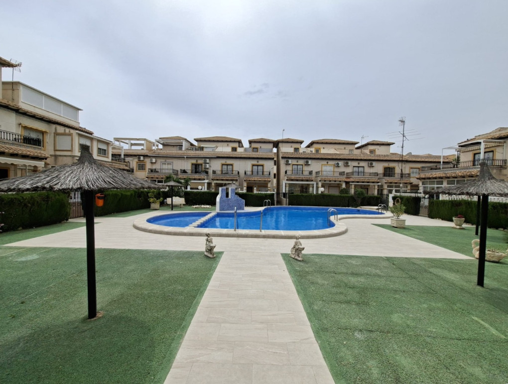 Sprzedaż - Apartment - Orihuela Costa - Punta Prima