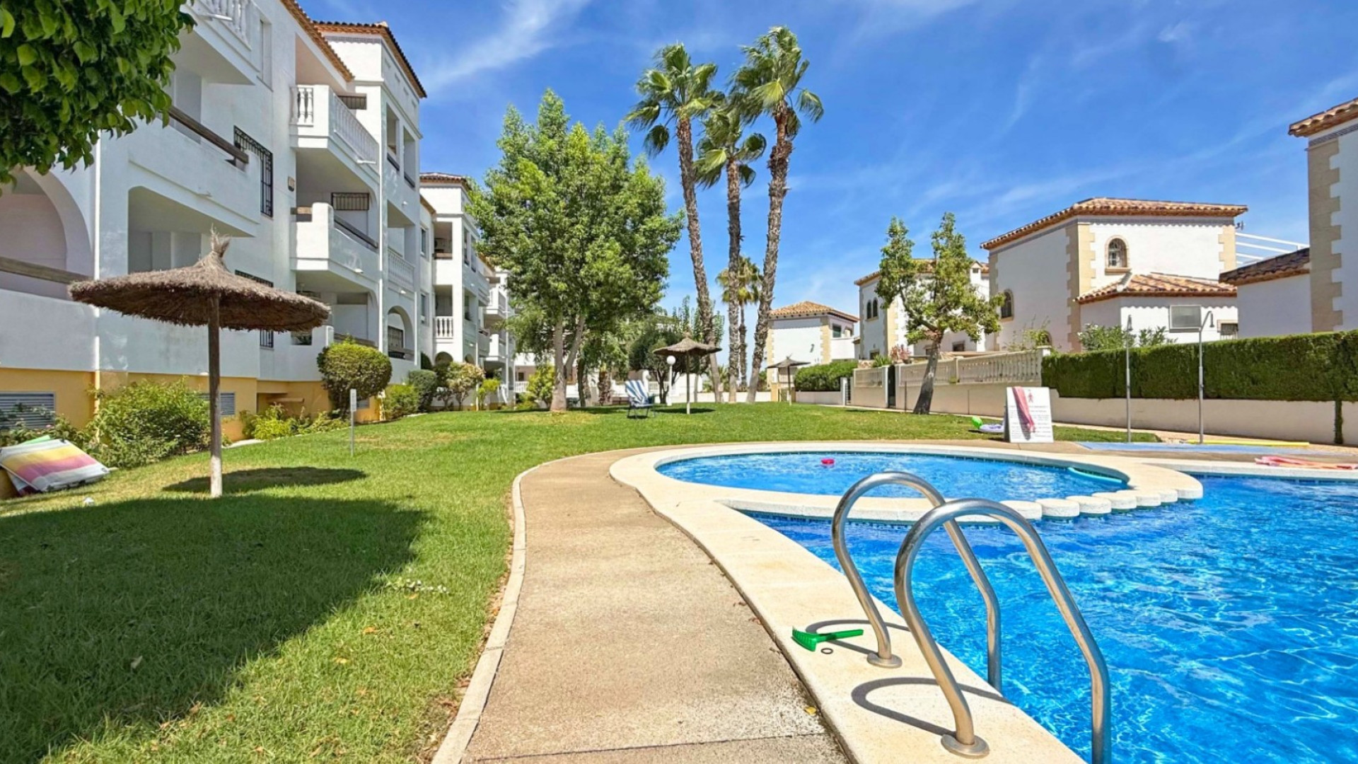Sprzedaż - Apartment - Orihuela Costa - Villamartin
