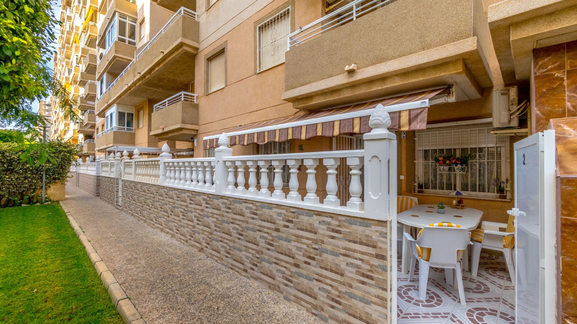 Sprzedaż - Apartment - Torrevieja - Centro