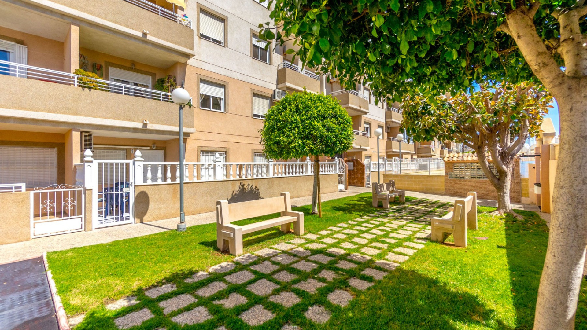Sprzedaż - Apartment - Torrevieja - Centro