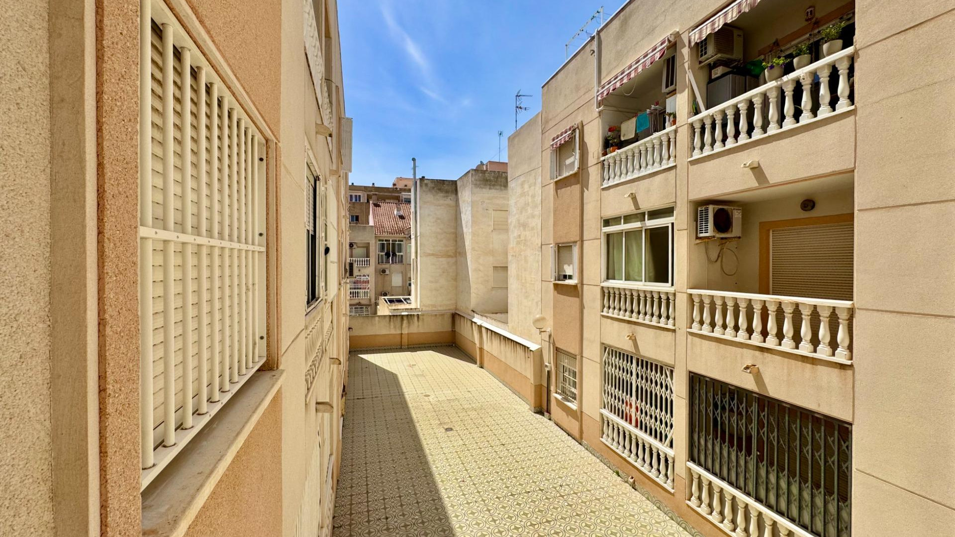 Sprzedaż - Apartment - Torrevieja - Centro