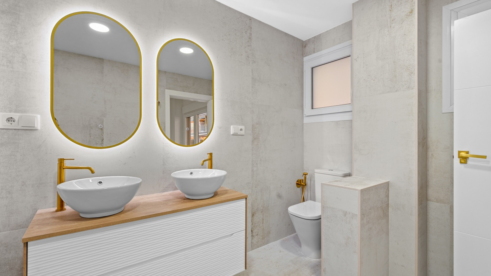 Sprzedaż - Apartment - Torrevieja - Playa del Acequión