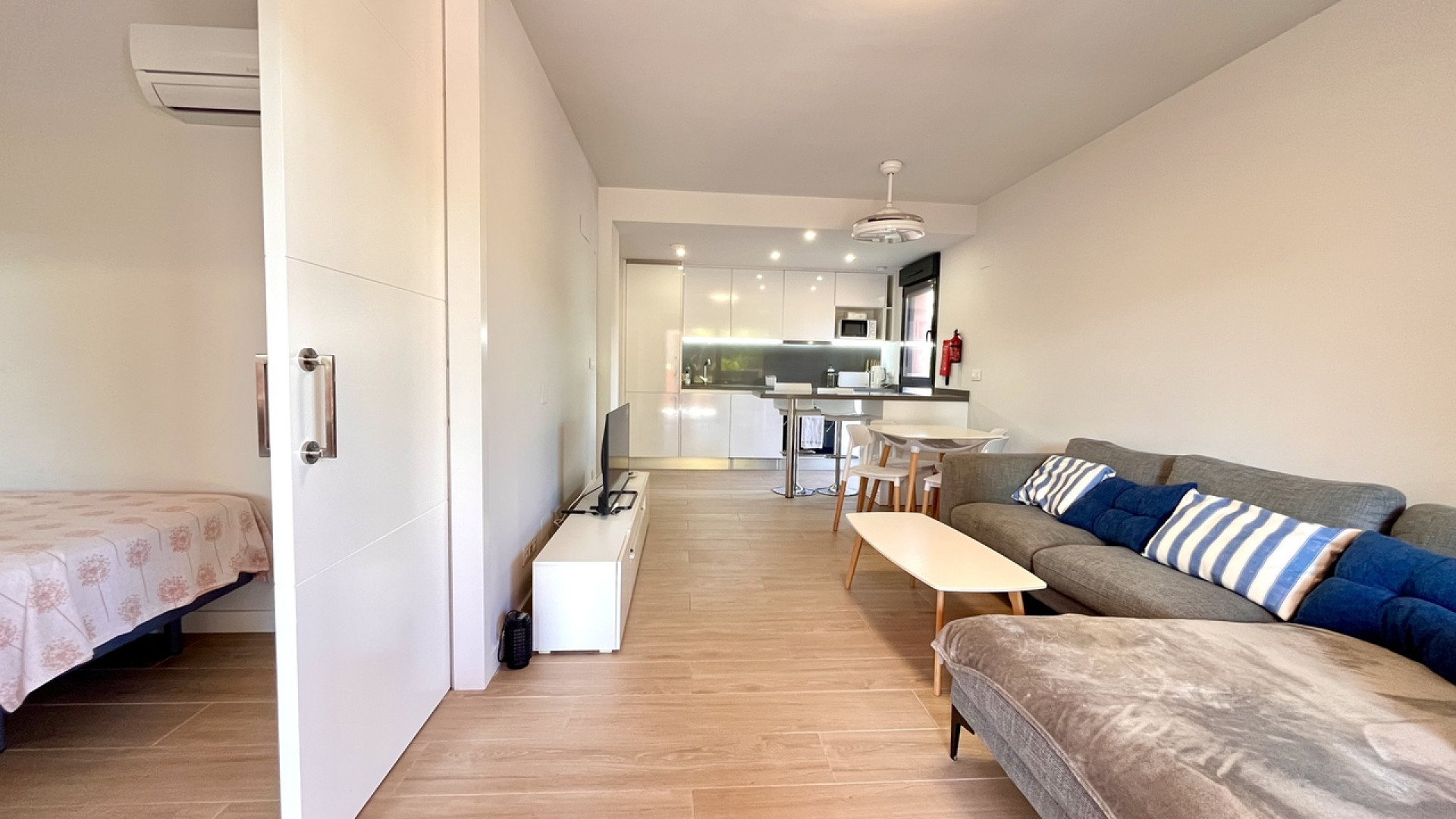 Sprzedaż - Apartment - Villamartin