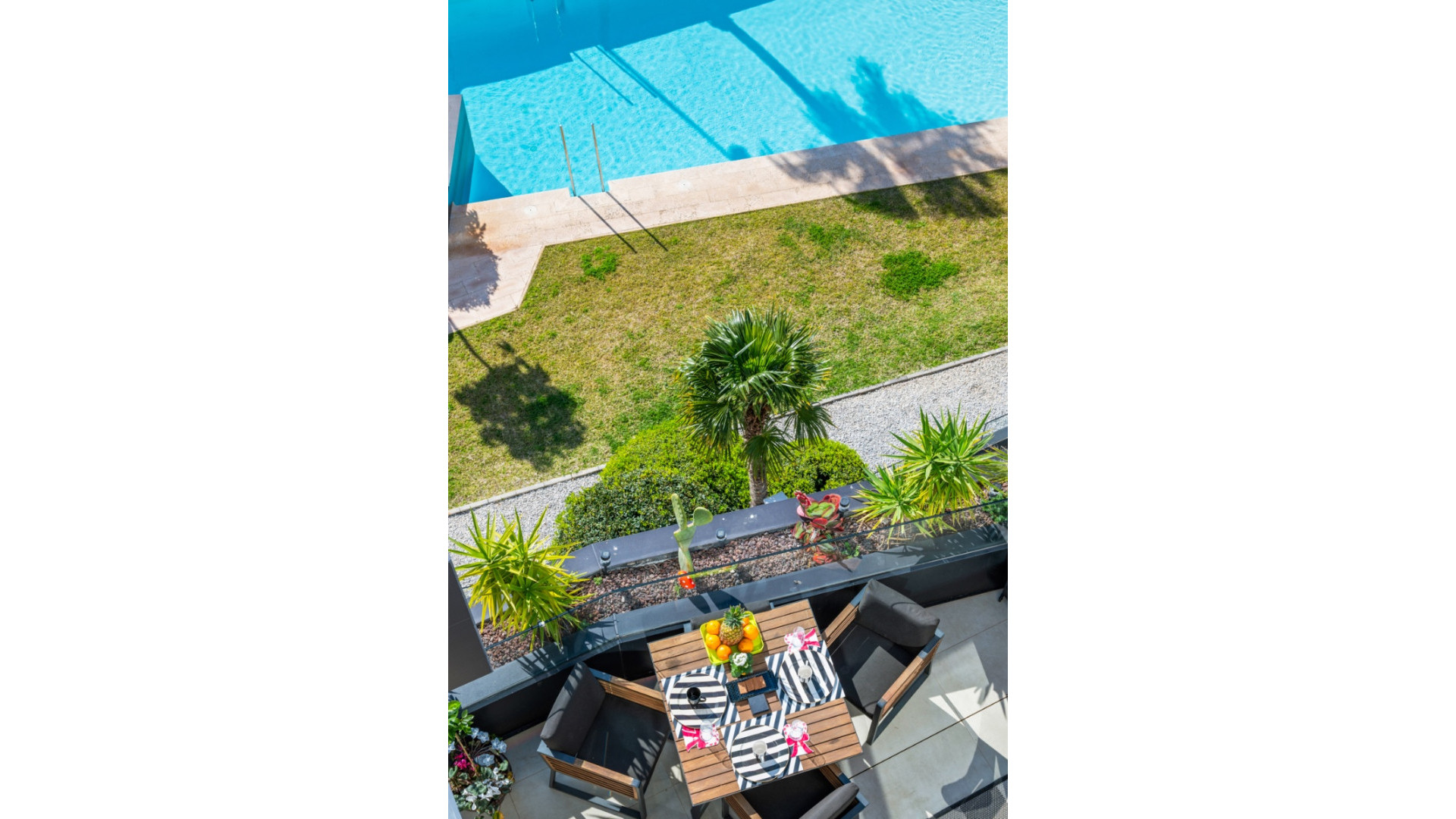 Sprzedaż - Apartment - Villamartin