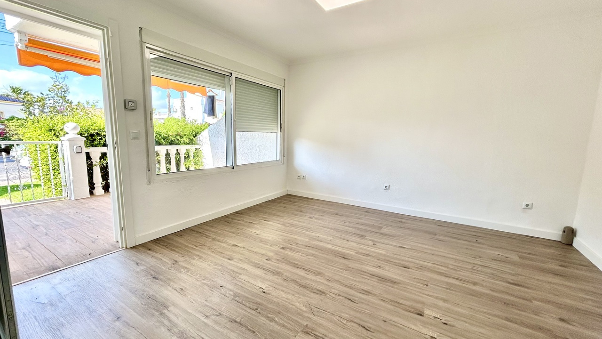 Sprzedaż - Apartment - Villamartin