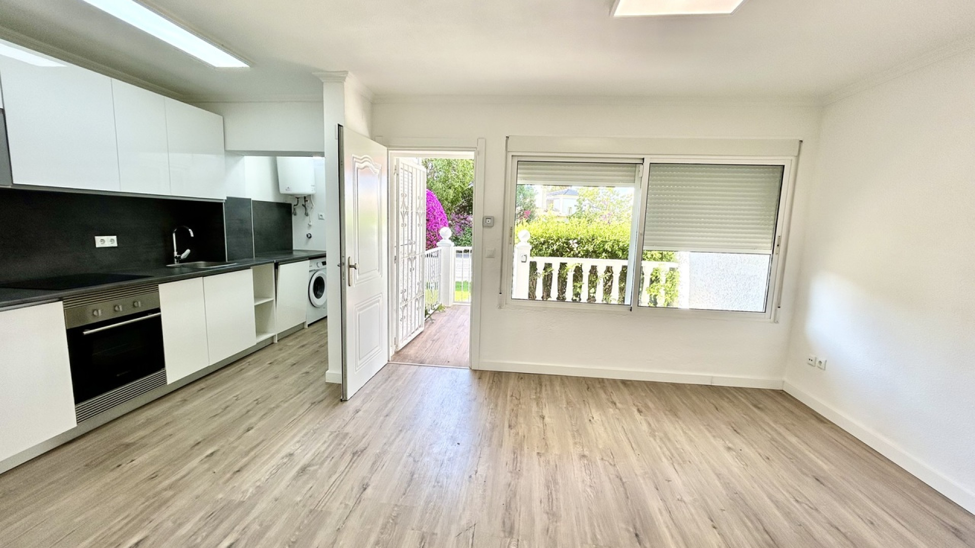 Sprzedaż - Apartment - Villamartin