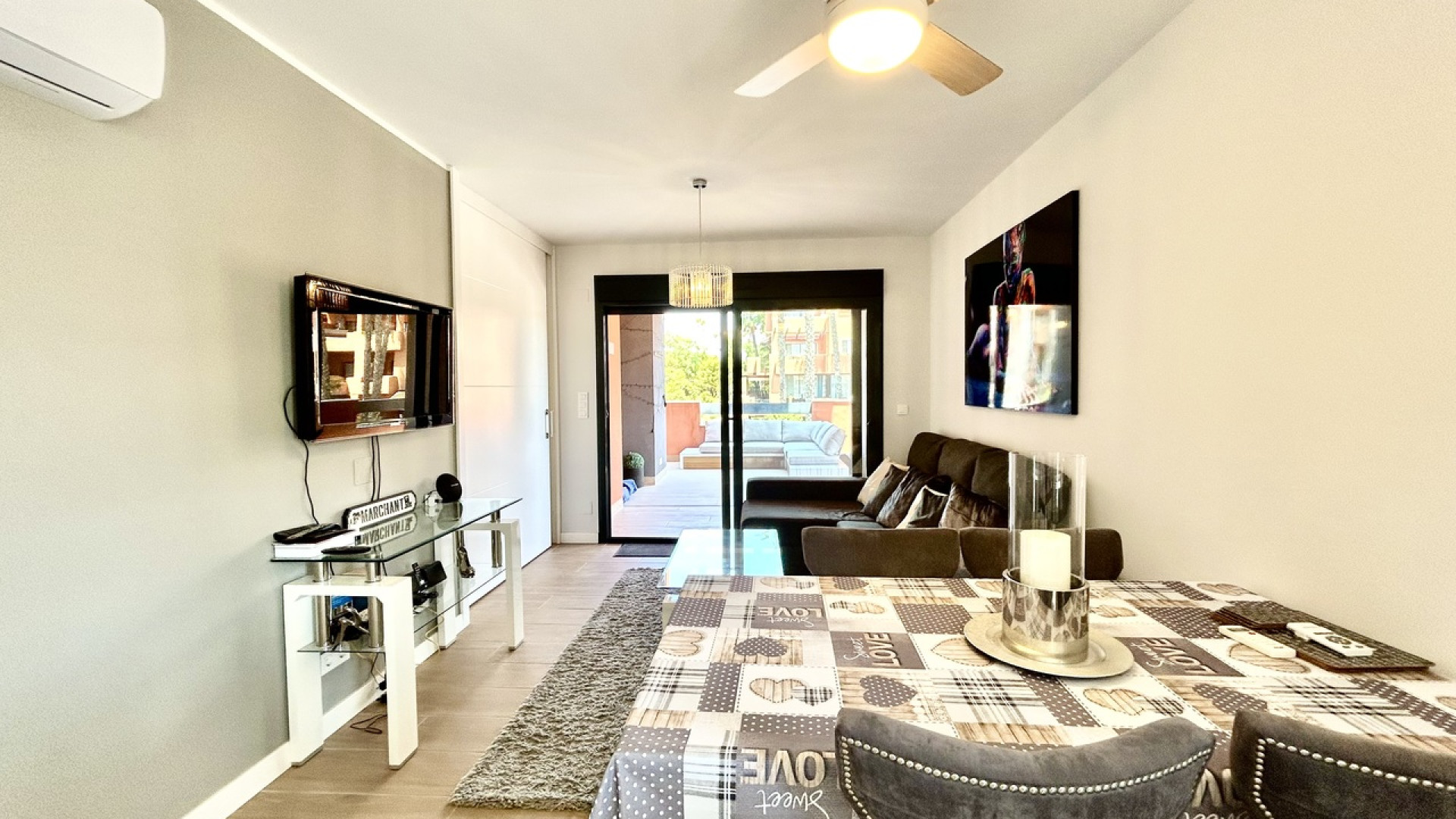 Sprzedaż - Apartment - Villamartin