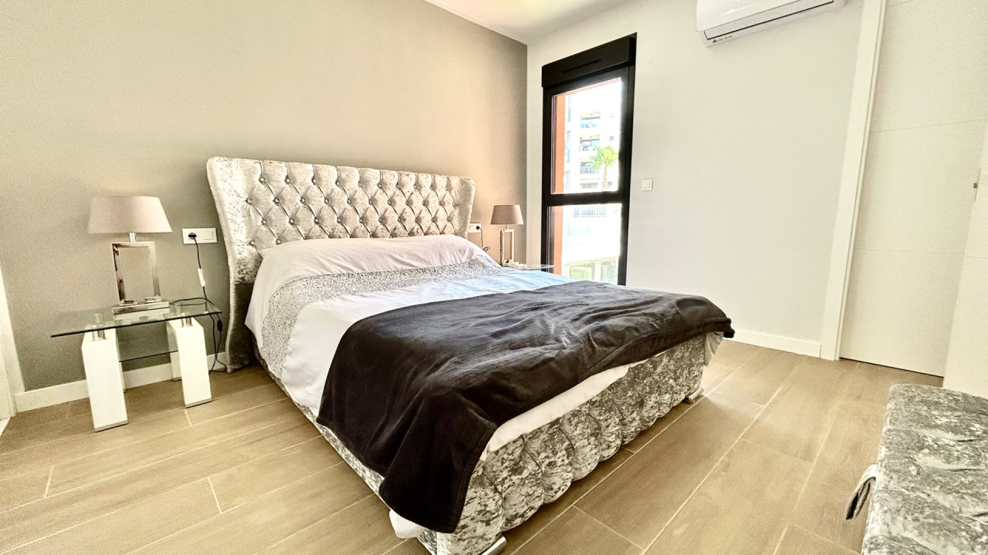 Sprzedaż - Apartment - Villamartin
