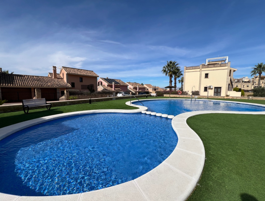 Sprzedaż - Bungalow - Algorfa - La Finca Golf Resort