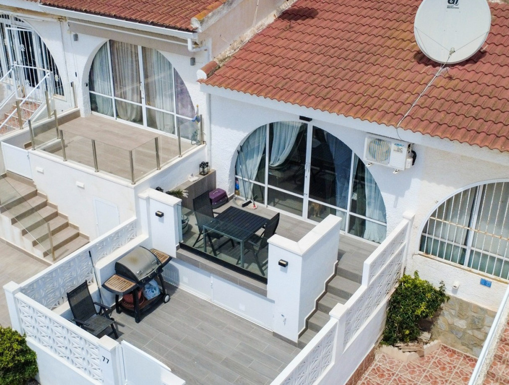 Sprzedaż - Bungalow - Ciudad Quesada