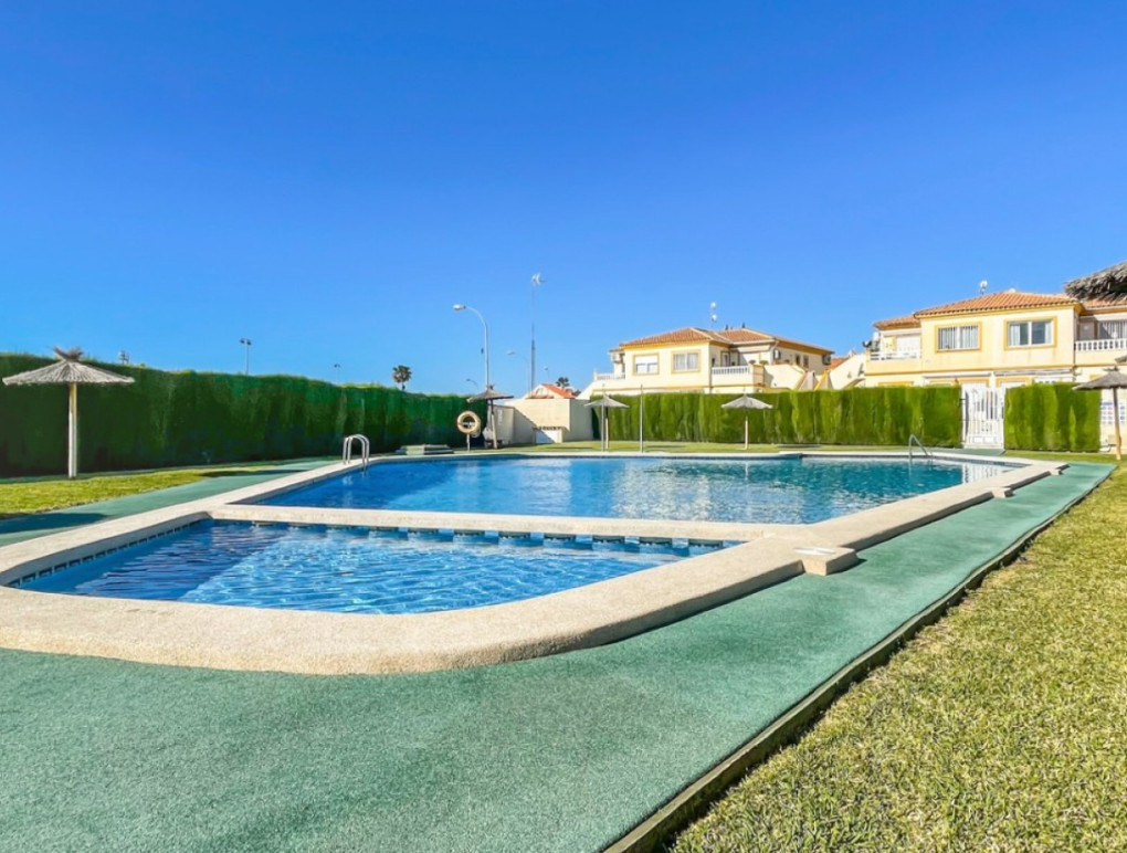Sprzedaż - Bungalow - Orihuela Costa - Playa Flamenca