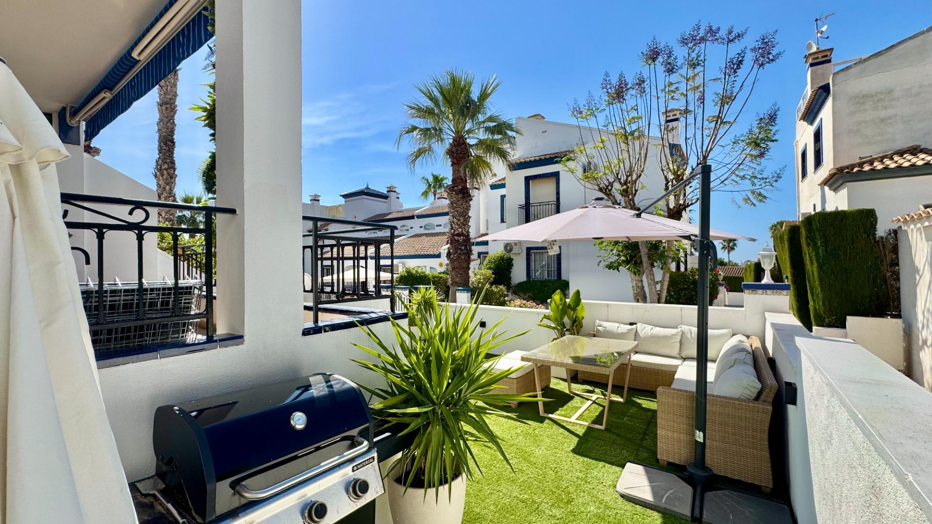 Sprzedaż - Bungalow - Orihuela Costa - Villamartín-Las Filipinas