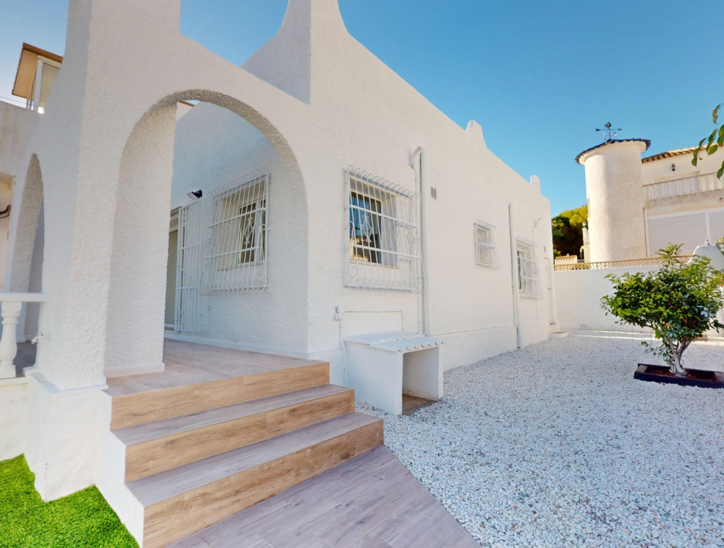 Sprzedaż - Bungalow - Orihuela Costa - Villamartin