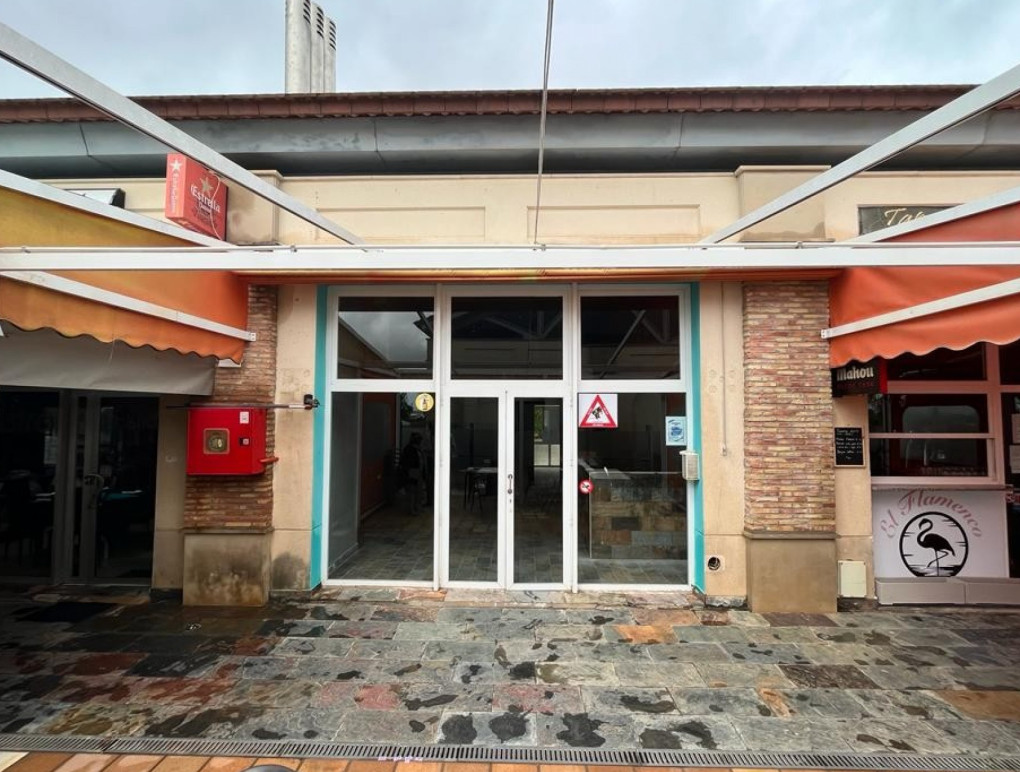 Sprzedaż - Commercial - Algorfa - La Finca Golf Resort