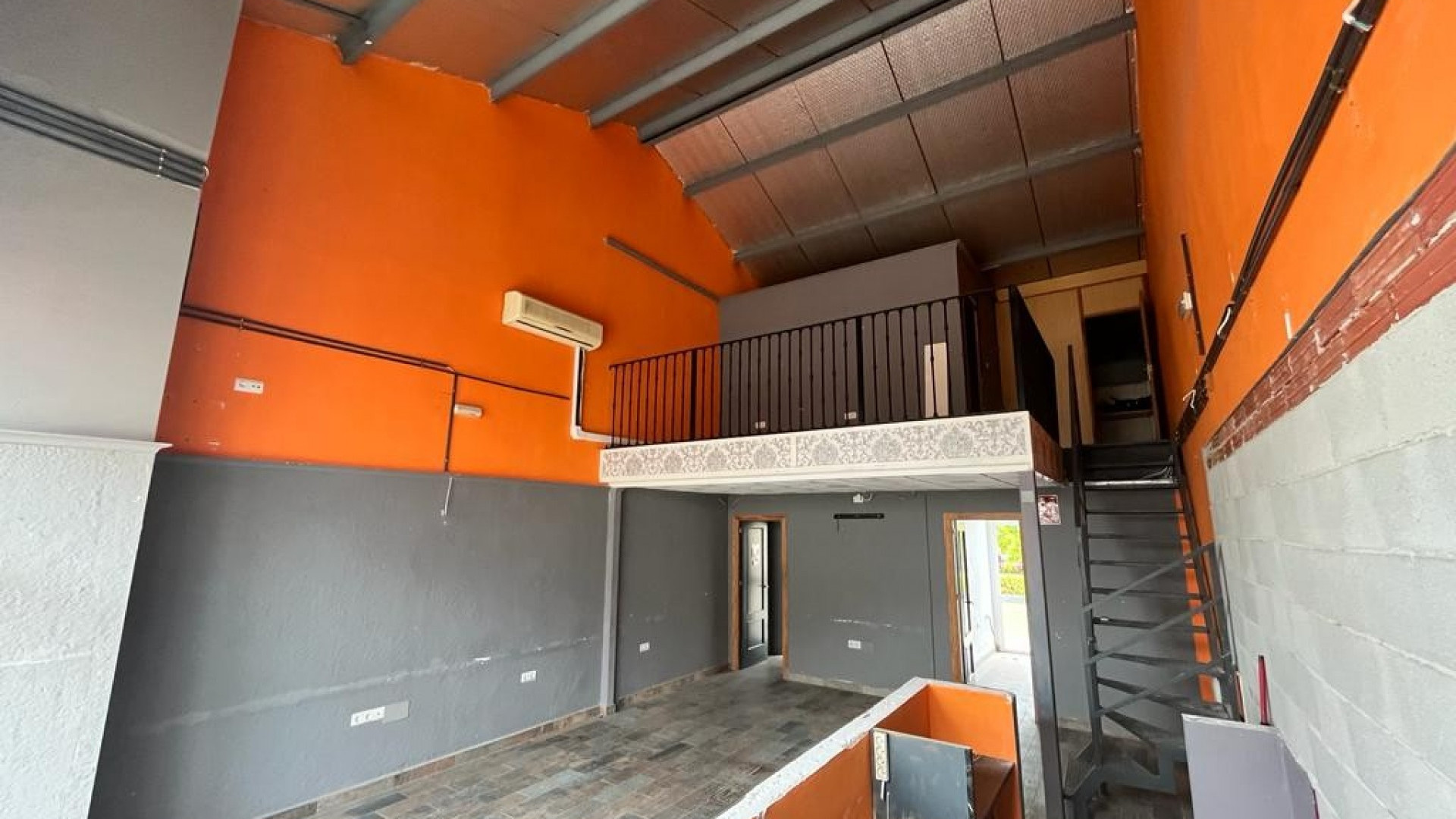 Sprzedaż - Commercial - Algorfa - La Finca Golf Resort