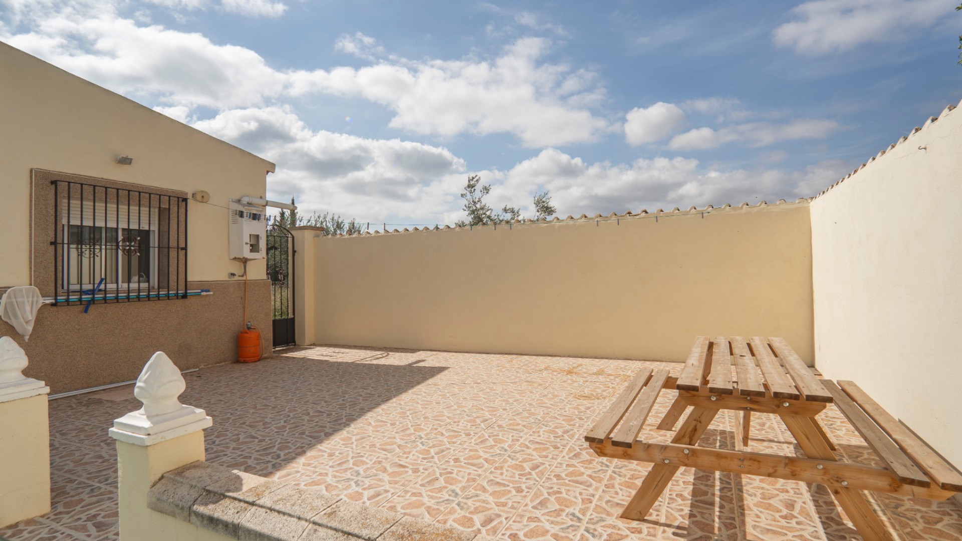 Sprzedaż - Country Property - Hondon de las Nieves