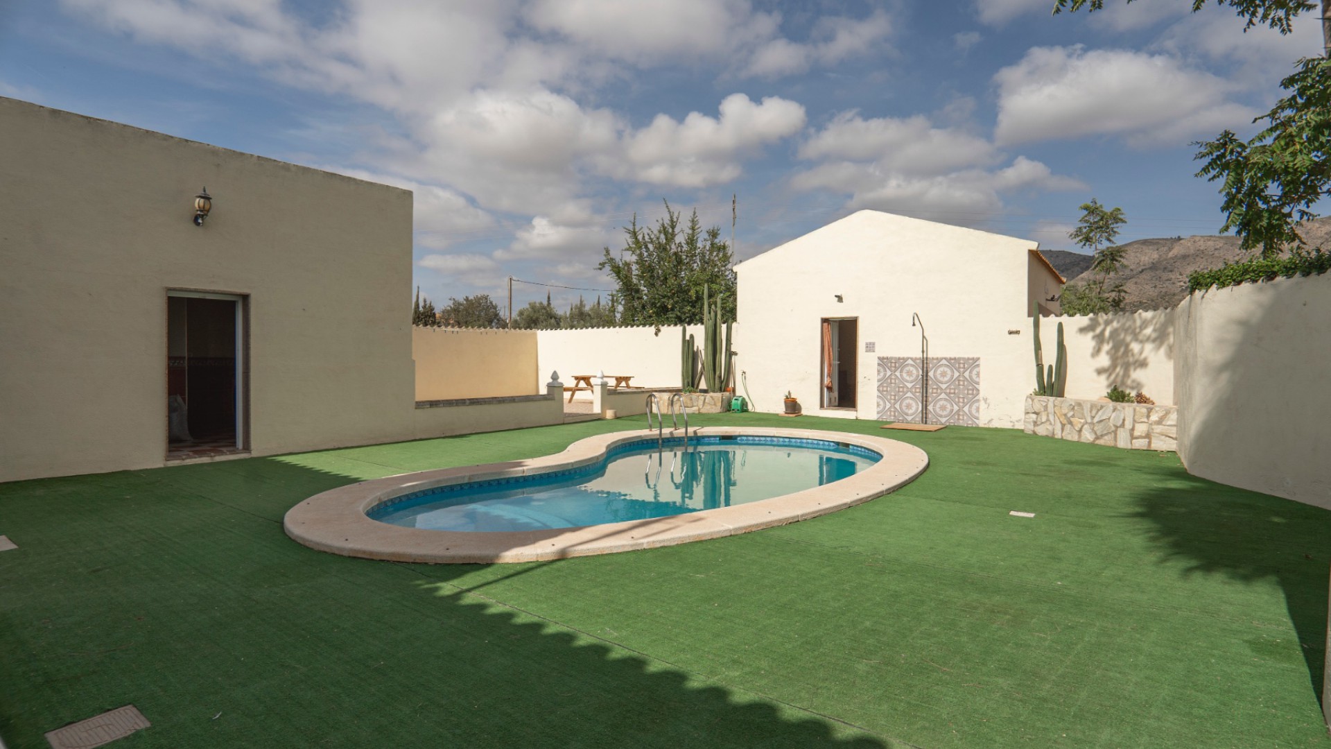 Sprzedaż - Country Property - Hondon de las Nieves