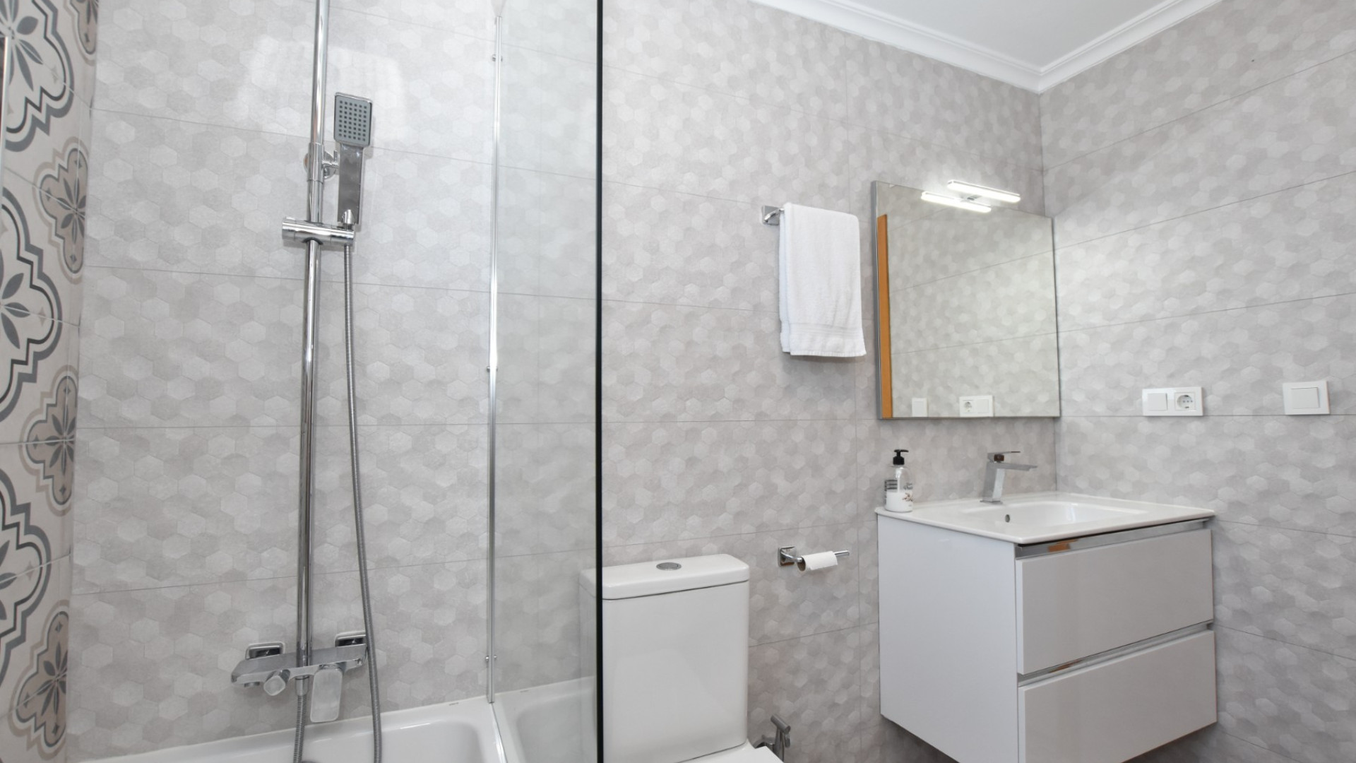 Sprzedaż - Detached Villa - Algorfa - La Finca Golf Resort