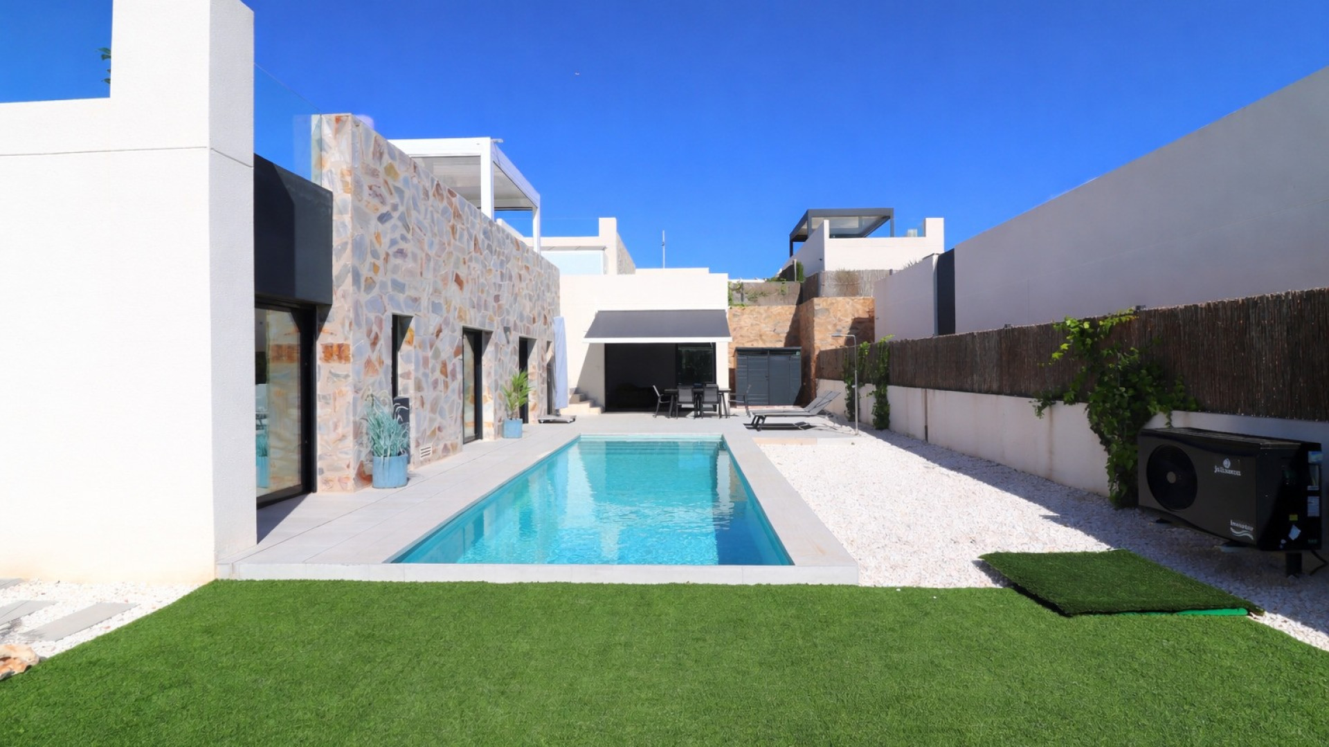 Sprzedaż - Detached Villa - Algorfa - La Finca Golf Resort