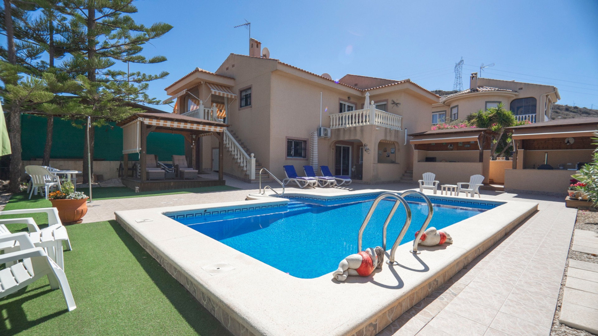 Sprzedaż - Detached Villa - Benimar