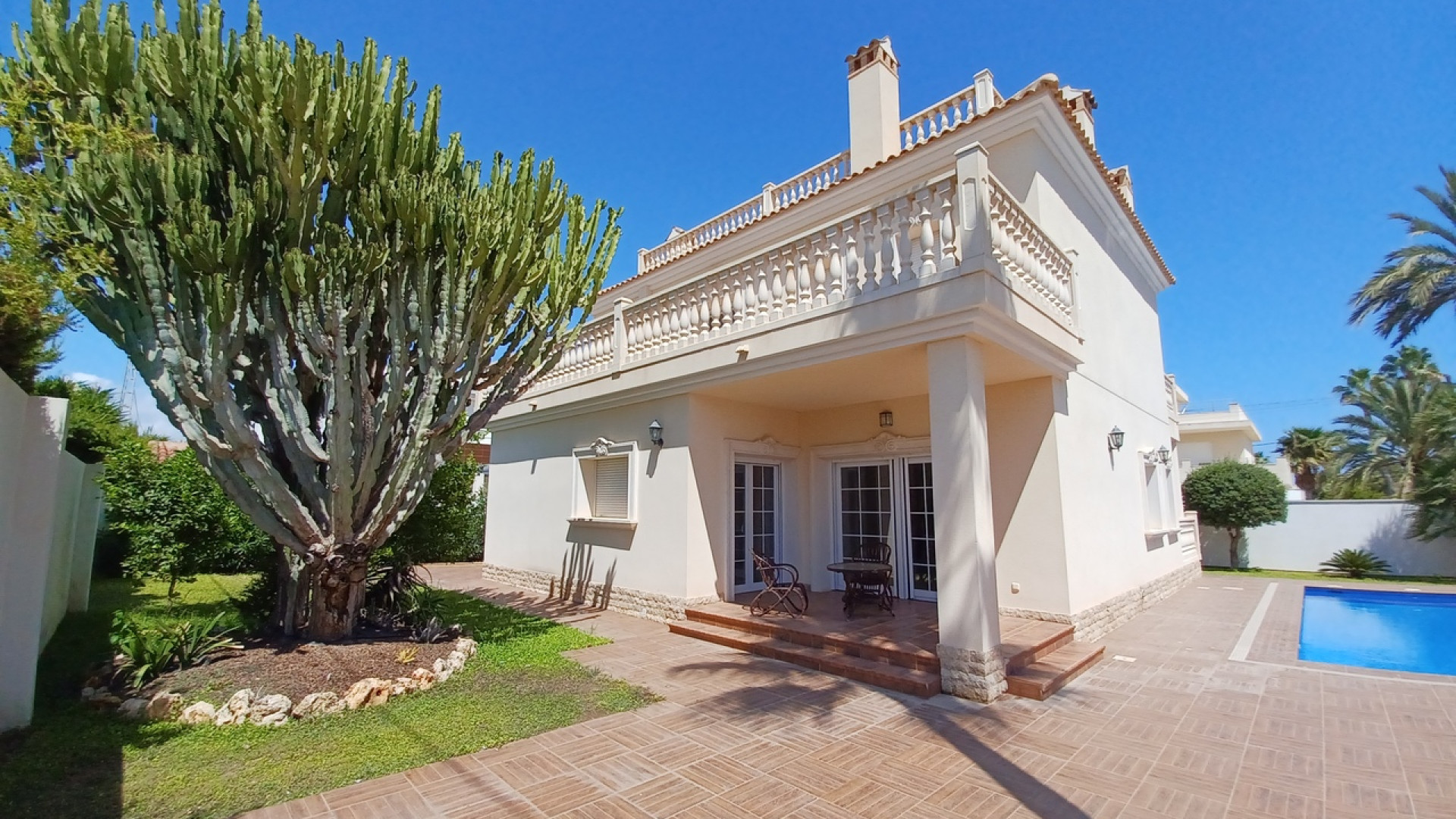 Sprzedaż - Detached Villa - Cabo Roig