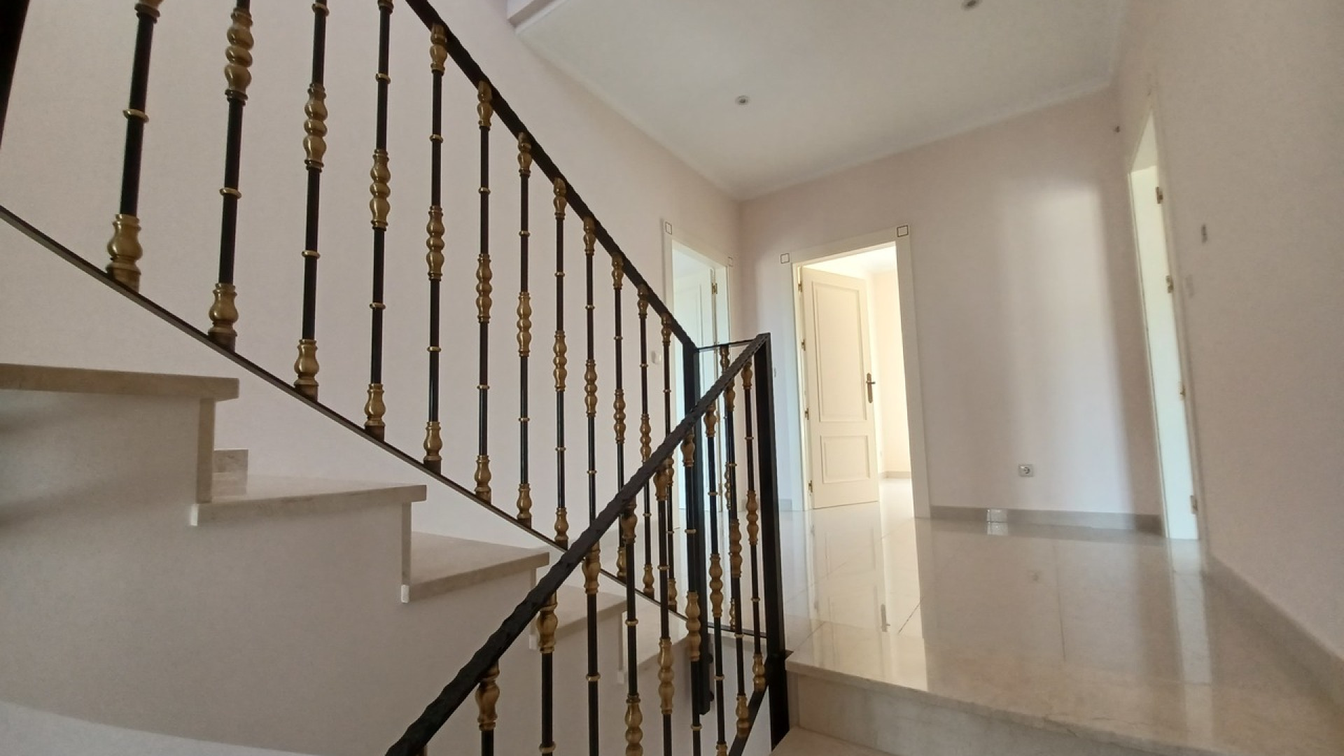 Sprzedaż - Detached Villa - Cabo Roig