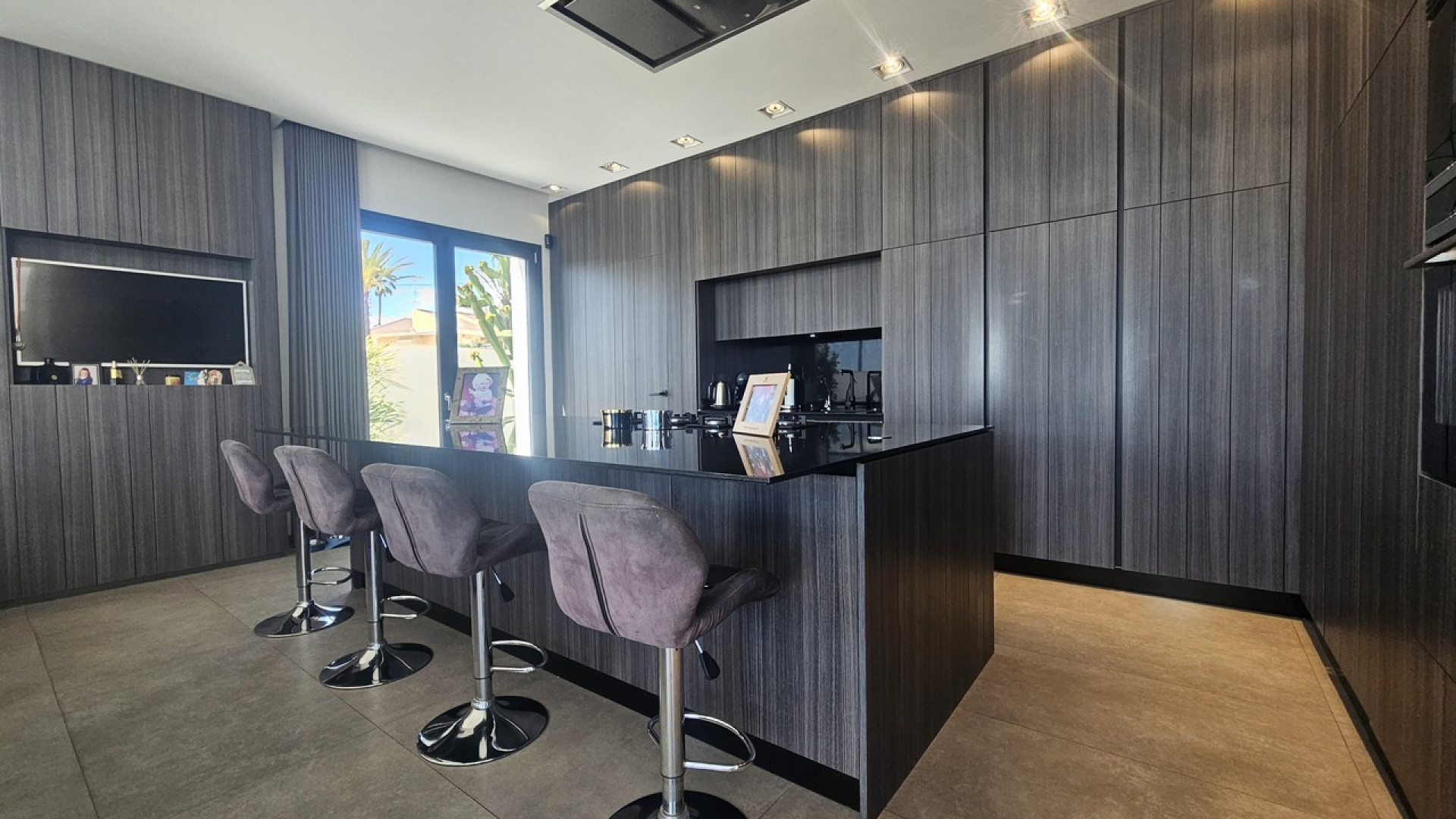 Sprzedaż - Detached Villa - Cabo Roig