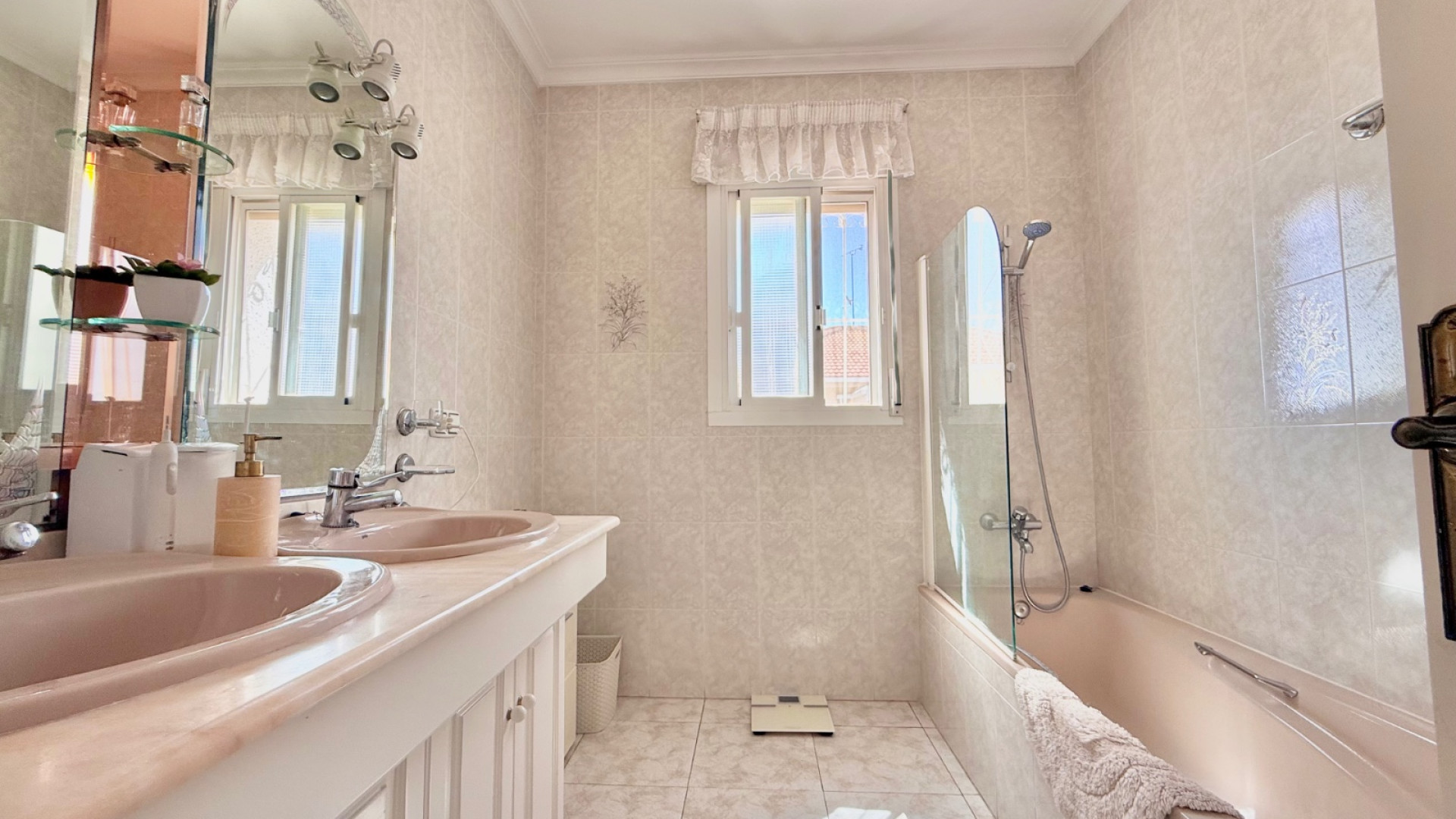 Sprzedaż - Detached Villa - Ciudad Quesada - Centro de la Ciudad Quesada