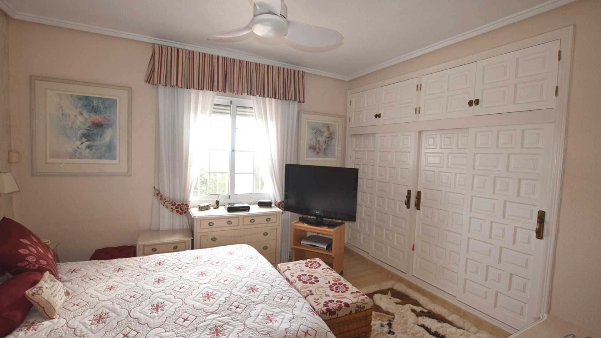 Sprzedaż - Detached Villa - Ciudad Quesada