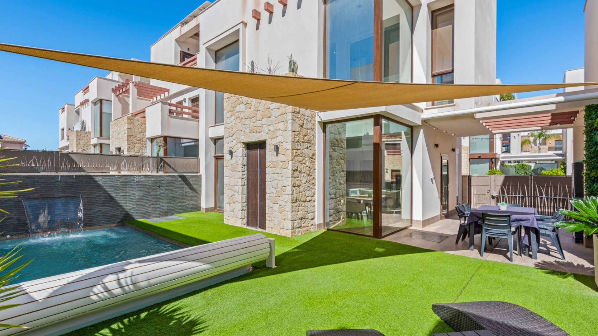 Sprzedaż - Detached Villa - Ciudad Quesada