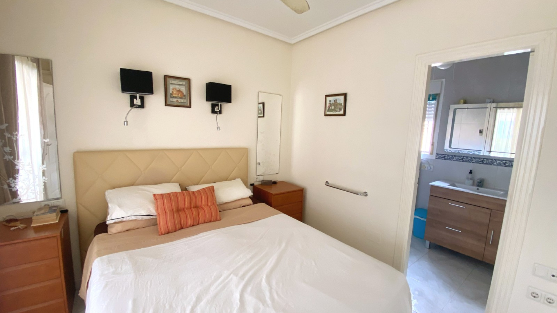 Sprzedaż - Detached Villa - Ciudad Quesada