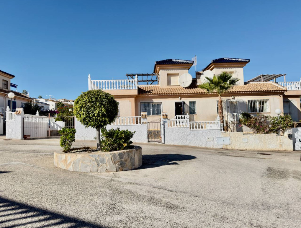 Sprzedaż - Detached Villa - Ciudad Quesada