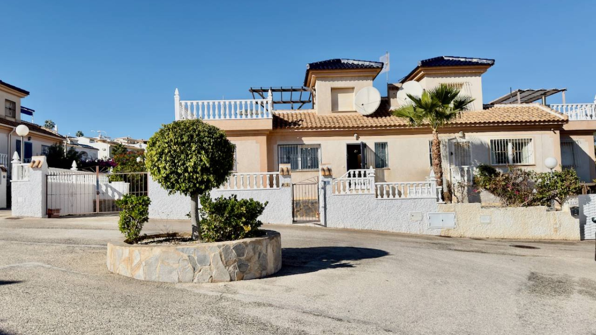 Sprzedaż - Detached Villa - Ciudad Quesada