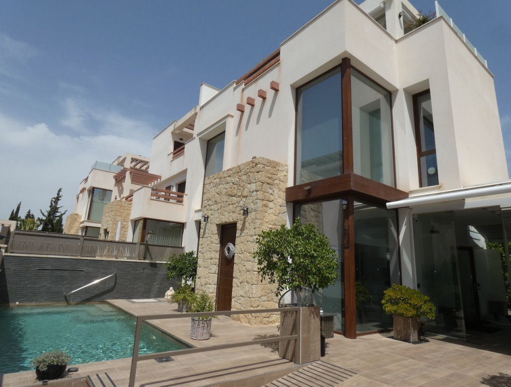 Sprzedaż - Detached Villa - Ciudad Quesada