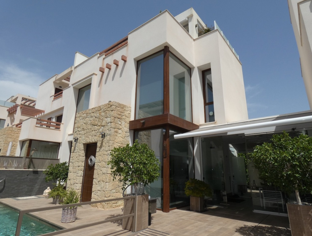 Sprzedaż - Detached Villa - Ciudad Quesada