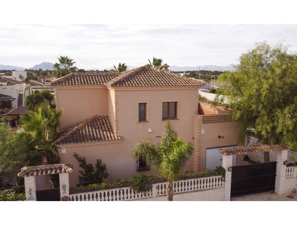 Sprzedaż - Detached Villa - Formentera del Segura - Fincas de La Vega