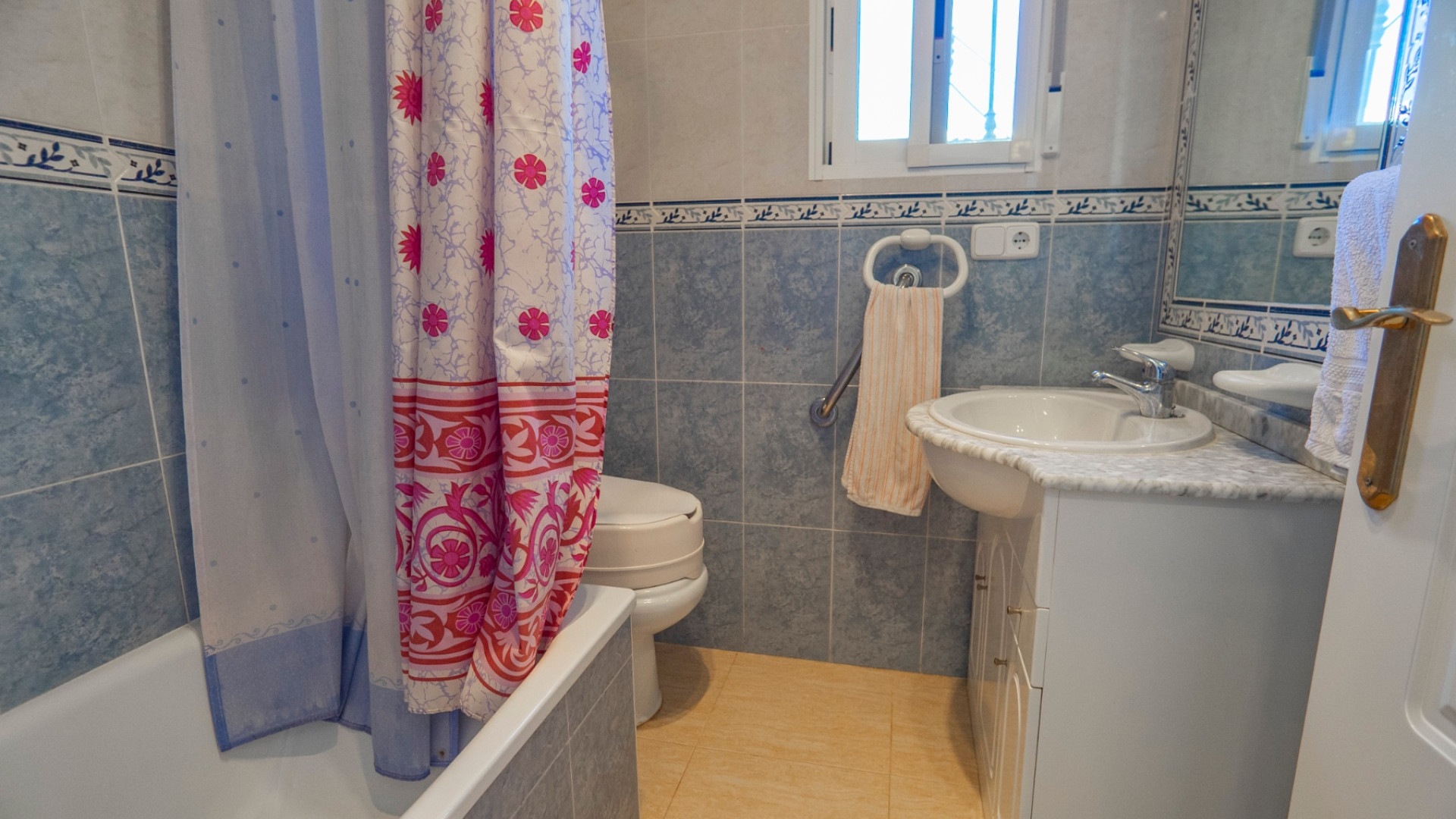 Sprzedaż - Detached Villa - Guardamar del Segura - El Raso