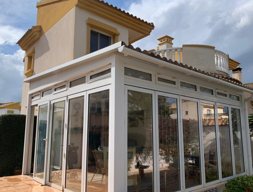 Sprzedaż - Detached Villa - Guardamar del Segura - Guardamar - El Raso