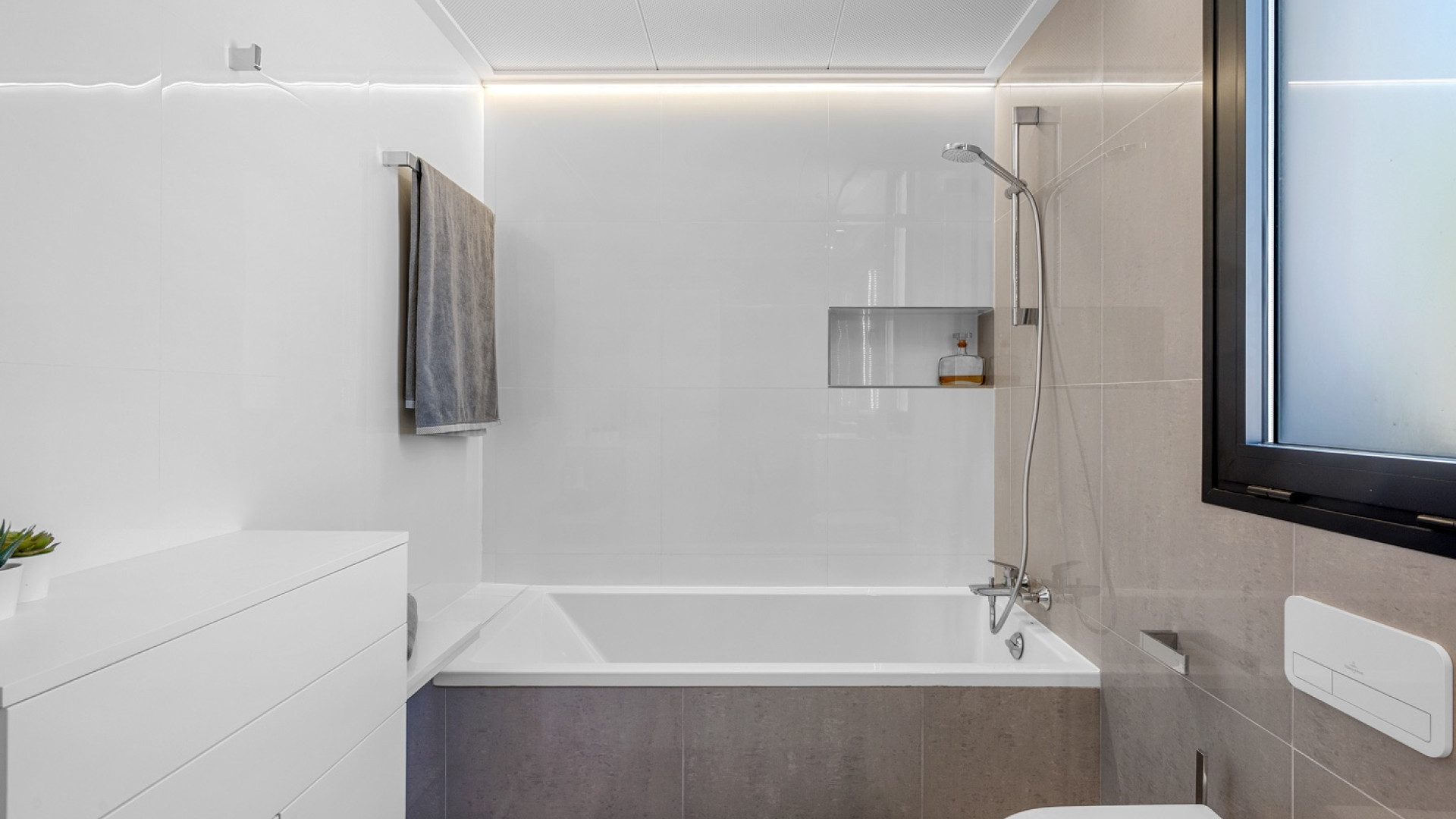 Sprzedaż - Detached Villa - Guardamar del Segura