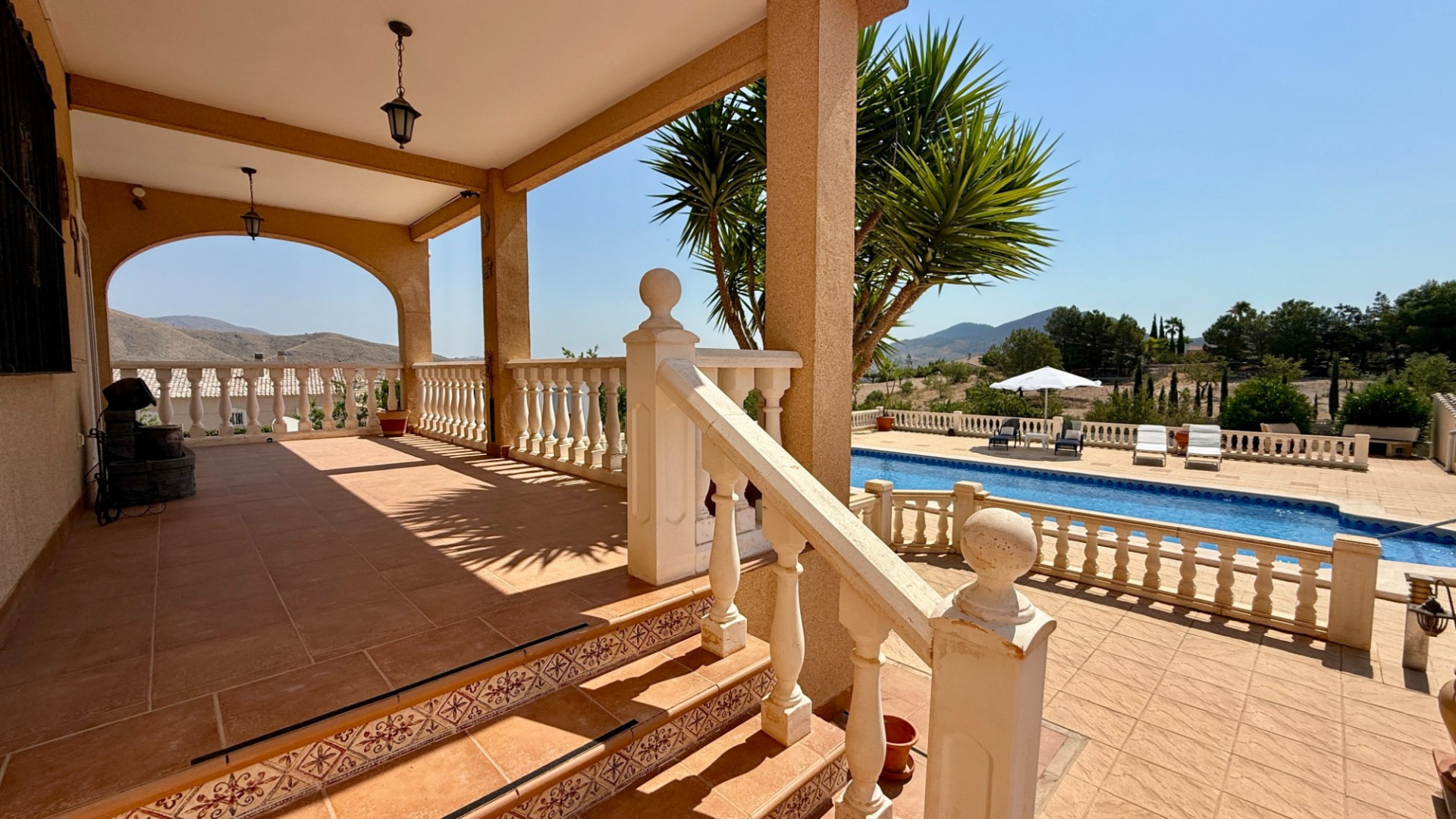 Sprzedaż - Detached Villa - Hondón de los Fráiles