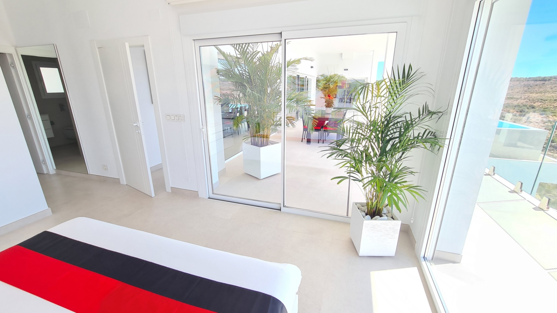 Sprzedaż - Detached Villa - La Marina - La Marina / El Pinet