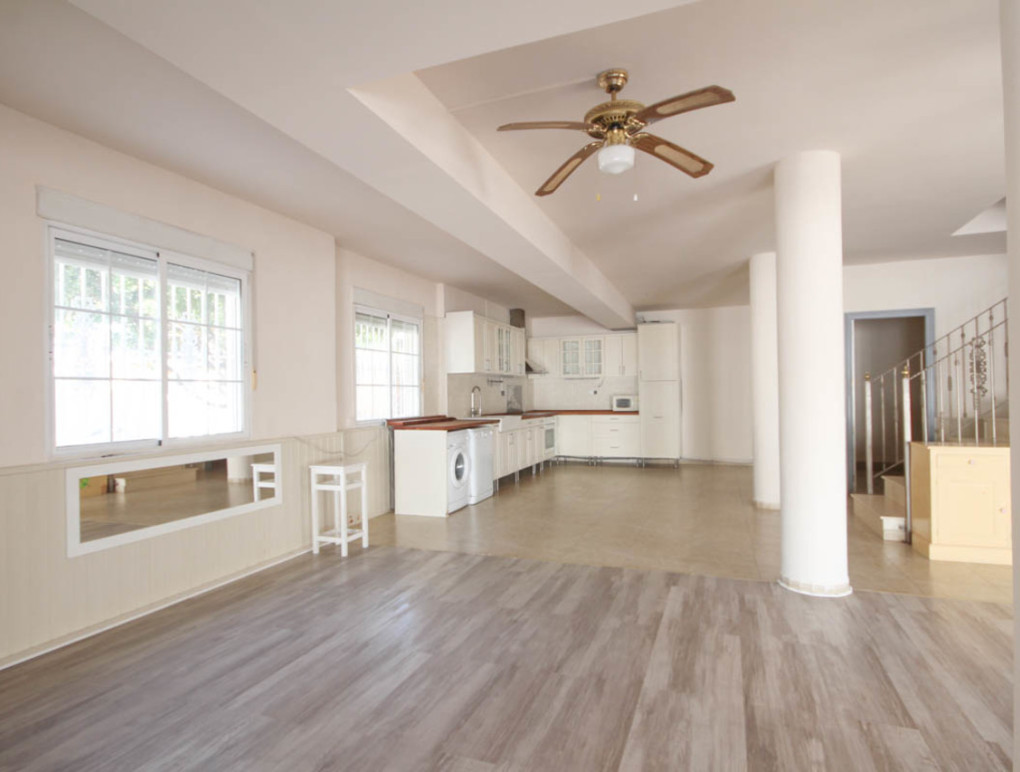 Sprzedaż - Detached Villa - La Zenia