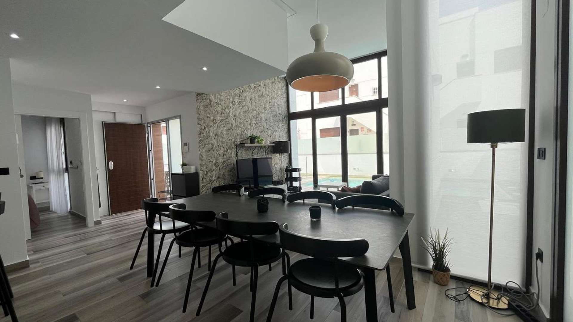 Sprzedaż - Detached Villa - Los Altos