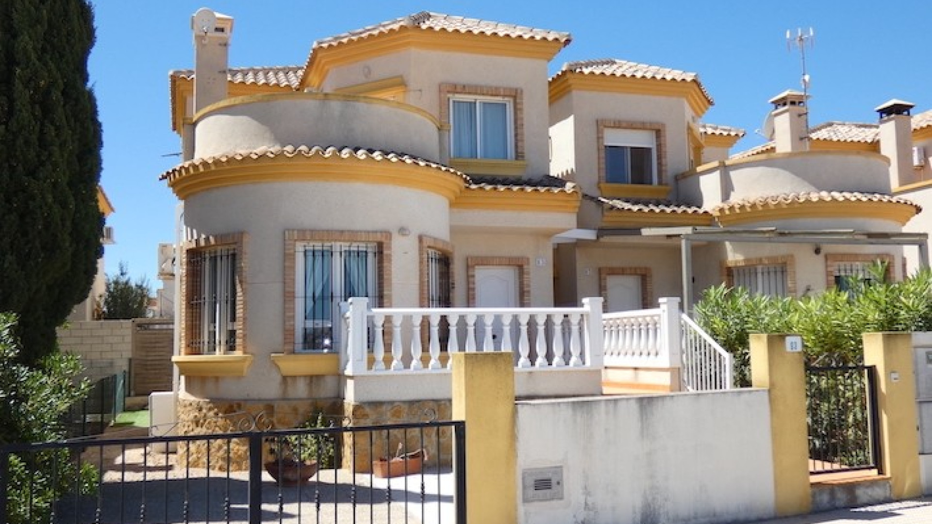 Sprzedaż - Detached Villa - Los Montesinos - La Herada