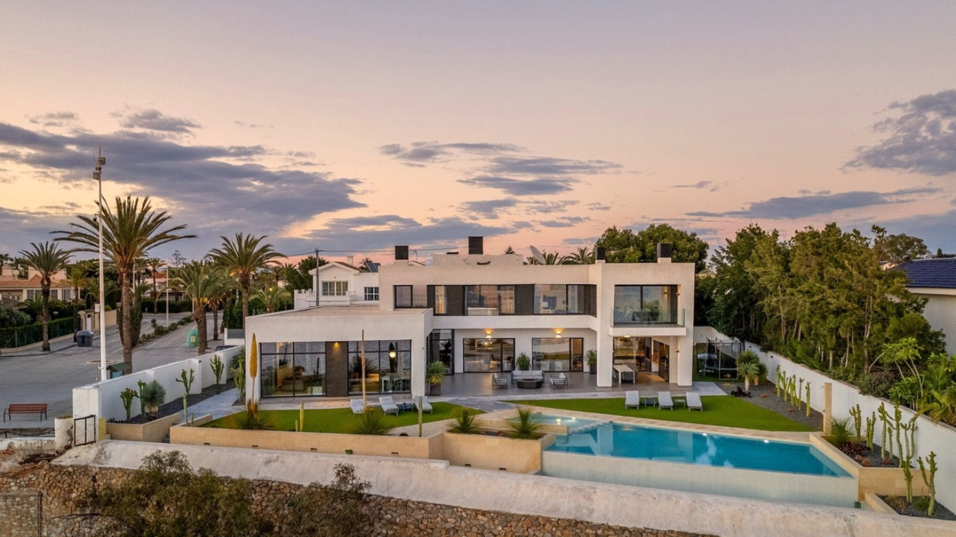 Sprzedaż - Detached Villa - Orihuela Costa - Cabo Roig