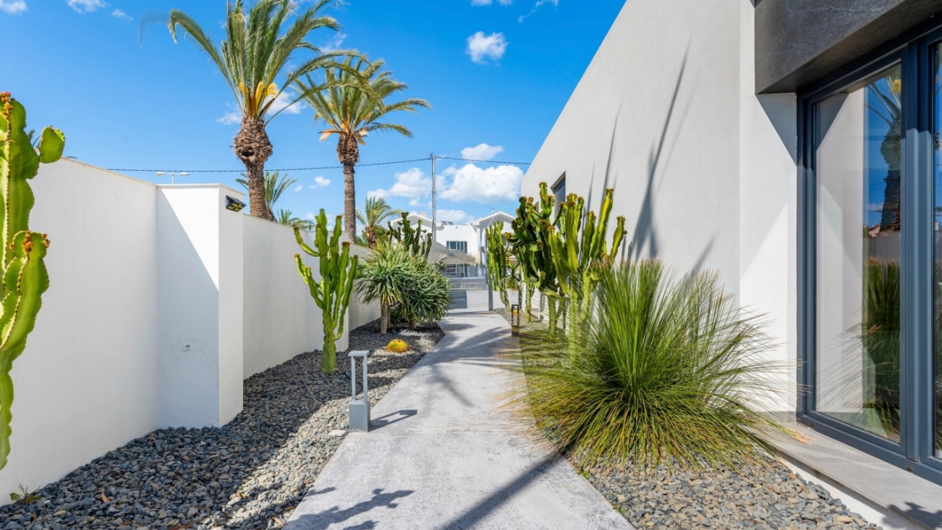 Sprzedaż - Detached Villa - Orihuela Costa - Cabo Roig