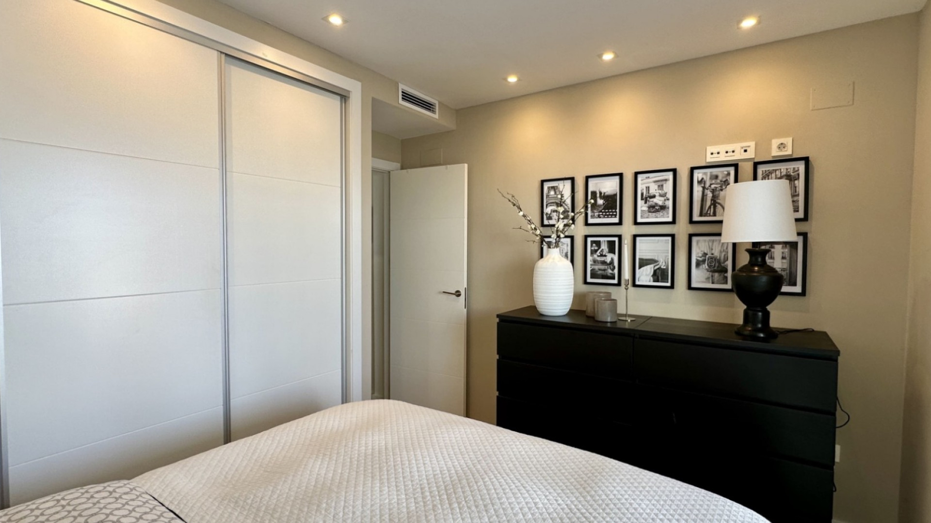 Sprzedaż - Detached Villa - Orihuela Costa - Lomas de Cabo Roig