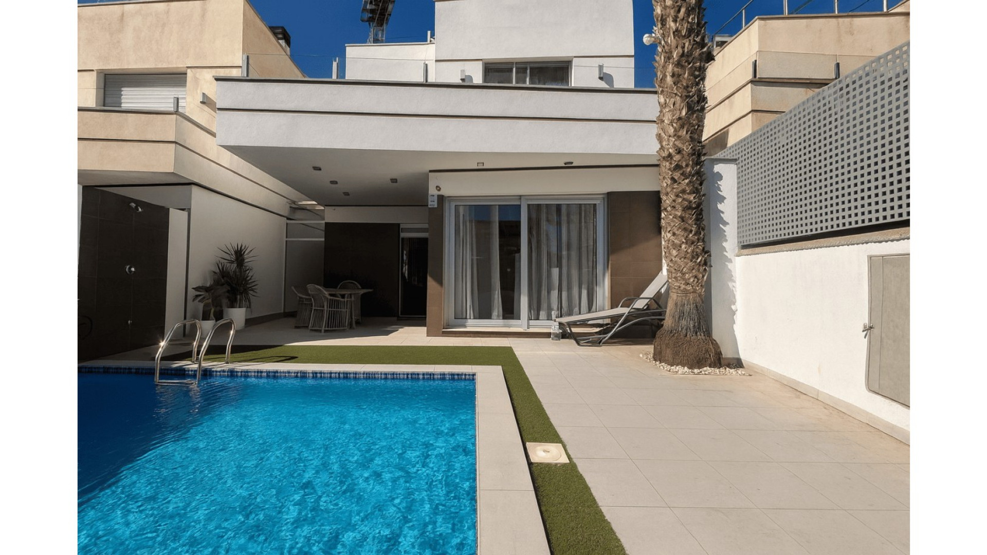 Sprzedaż - Detached Villa - Orihuela Costa - Lomas de Cabo Roig